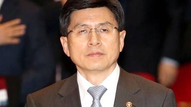جنوبی کوریا کے وزیراعظم برطرف، صدر نے وزیر خزانہ کو بھی ہٹا دیا