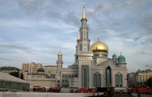 برطانیہ ،نماز کے اوقات کے تعین کیلئے جدید ٹیکنالوجی متعا رف