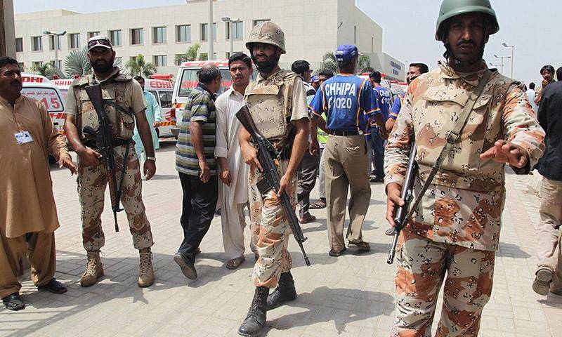 کراچی میں رینجرز کی کارروائی، 3 دہشت گرد ہلاک، اسلحہ برآمد
