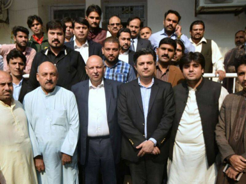 تحریک انصاف اصولی سیاست کر رہی ہے ، چودھری سرور