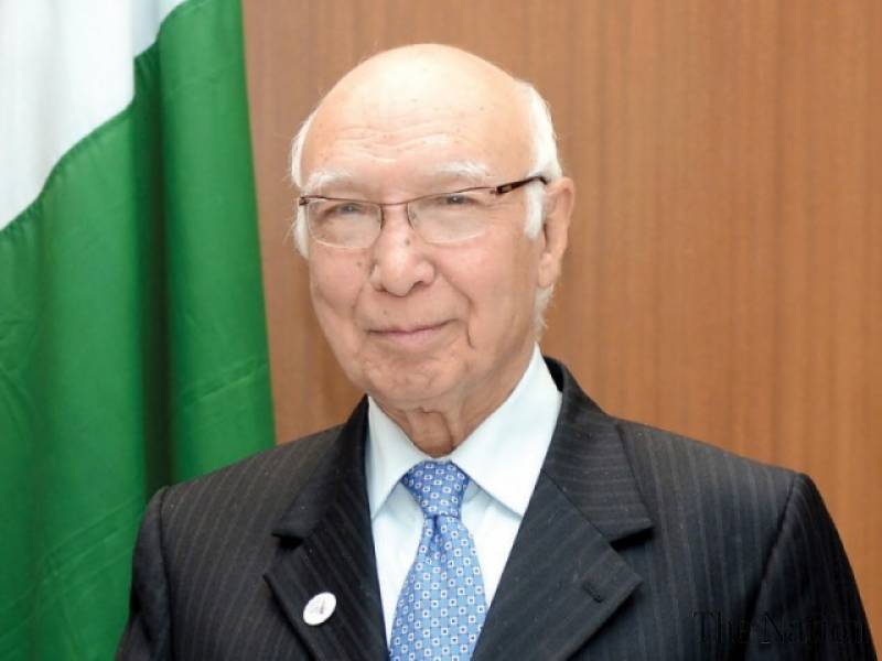 سرتاج عزیز کا بھارت میں ہارٹ آف ایشیا کانفرنس میں شرکت کا اعلان
