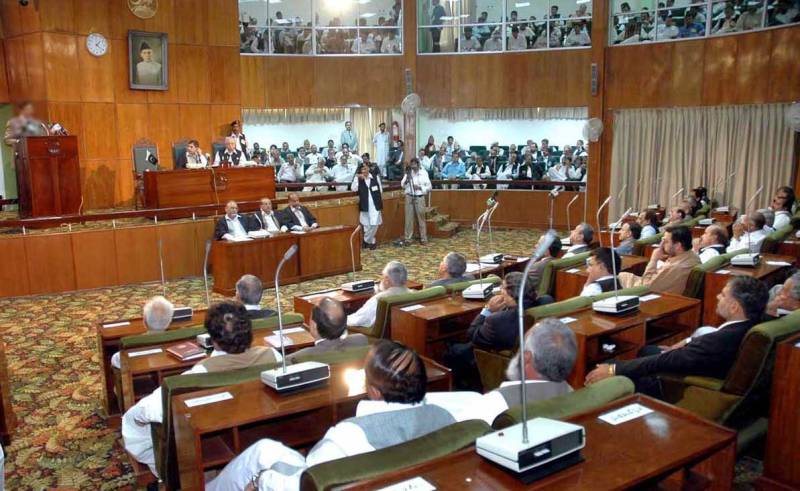 آزادکشمیر قانون ساز اسمبلی کے 49 ارکان میں سے 12 ارکان اسمبلی انتہائی غریب ہیں