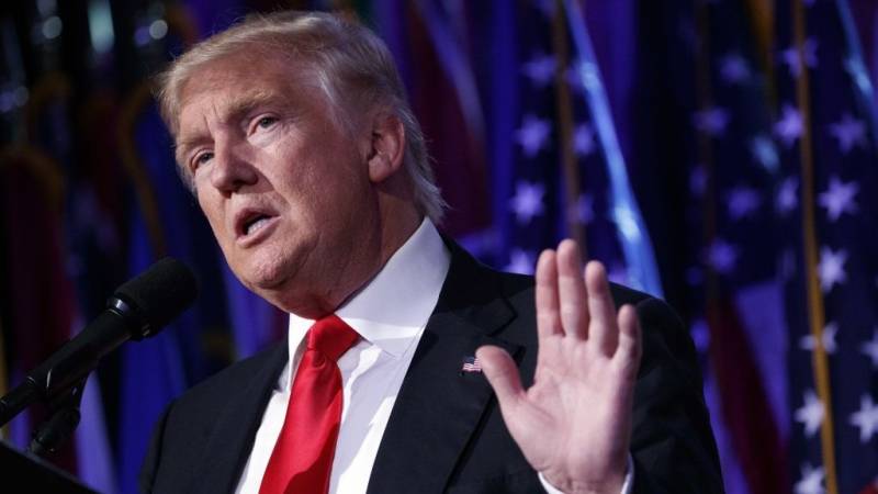 ٹرمپ کی کابینہ، قریبی رفقا ء کو عہدوں کی پیشکش