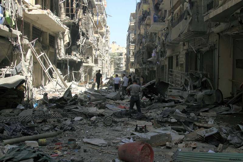 حلب میں شدید بمباری سے ہسپتال، سکول ،بلڈ بینک سمیت ہر طرف تباہی