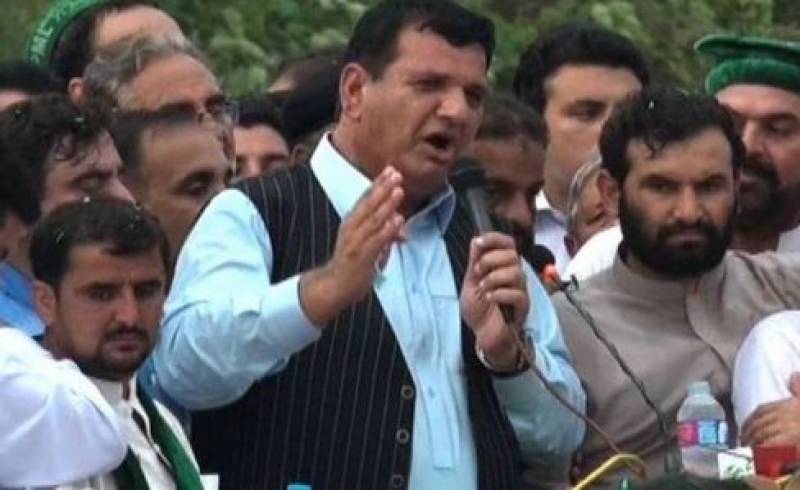 امیر مقام کی اقتصادی راہداری پر پرویز خٹک کے بیان کی تعریف