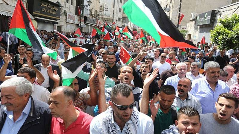 آذان پر پابندی کے خلاف فلسطینیوں کا احتجاج‎