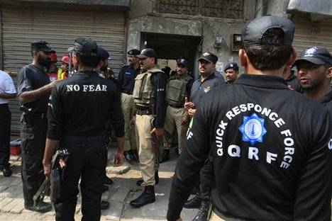 کھڈیاں میں پولیس مقابلہ ، 3 ڈاکو ہلاک ، 3 فرار