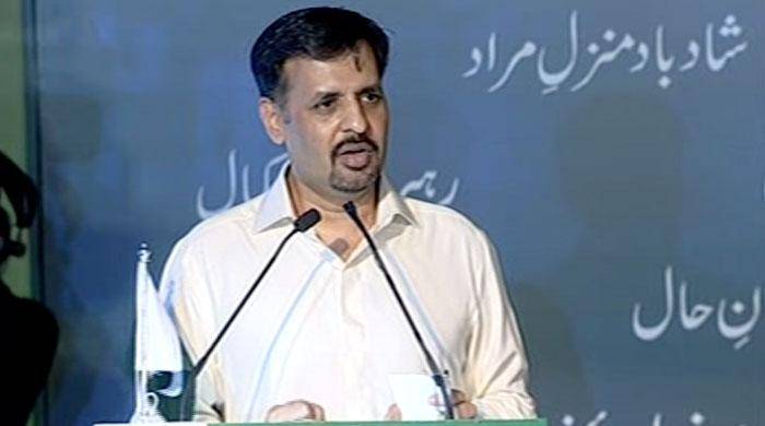  فاروق ستار نے الطاف حسین کی پارٹی پر چائنا کٹنگ کی طرح قبضہ کرلیا : مصطفی کمال