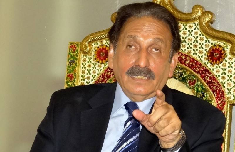 ”آرڈر معطل ہواتو گاڑی واپس کیوں نہیں کی “؟سابق چیف جسٹس کو گاڑی عدالت میں پیش کرنے کا حکم