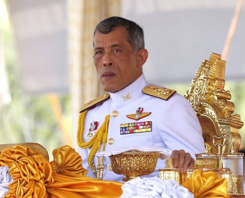 تھائی لینڈ کا 64 سالہ ولی عہد شہزادہ نیا بادشاہ بن گیا 