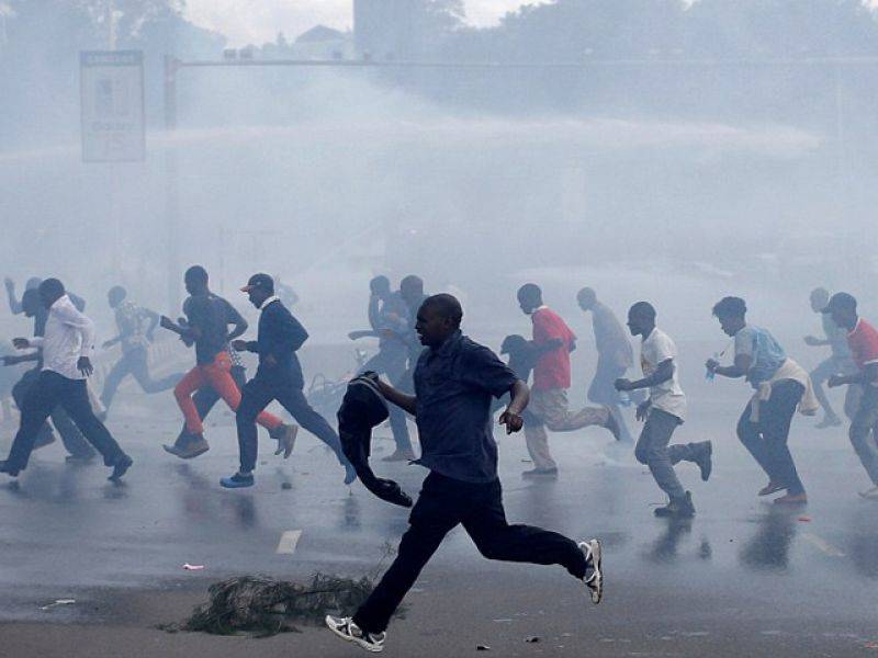 ڈاکٹروں کی ہڑتال کے دوران کینیا کے ہسپتال سے 100 پاگل بھاگ گئے، پولیس نے پکڑنے کیلئے سرچ آپریشن شروع کردیا
