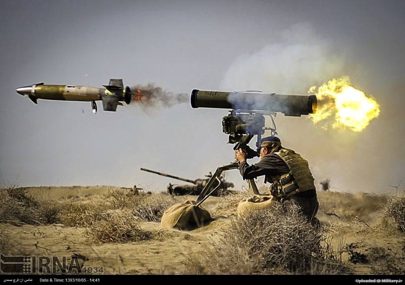 ایران میں فوجی مشقوں کے دوران جدید ترین ہتھیاروں کی نمائش