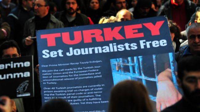 ترکی صحافیوں کو جیلوں میں ڈالنے والا پہلاملک،چین دوسرے نمبرپر