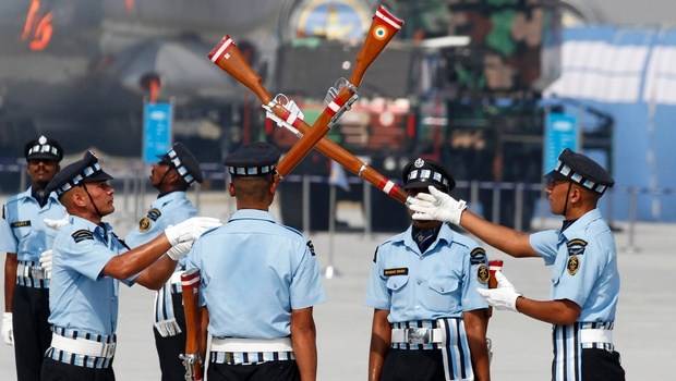 مودی سرکار نے مسلمانوں سے مذ ہبی آزادی بھی چھین لی، فضائیہ کے داڑھی والے ملازمین پر ایسی پابندی کہ ۔۔۔