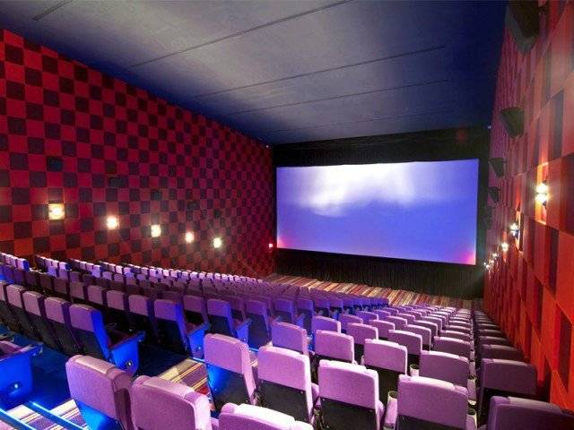 2016 میں بھارتی فلموں پر پابندی سے کئی سینما گھر بند ہوئے