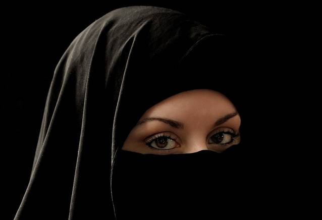 سعودی عورتوں نے اپنے شوہروں کے لیےبیویاں کب اور کیوں تلاش کرنا شروع کیں، اہم ترین وجہ سامنے آگئی۔۔۔