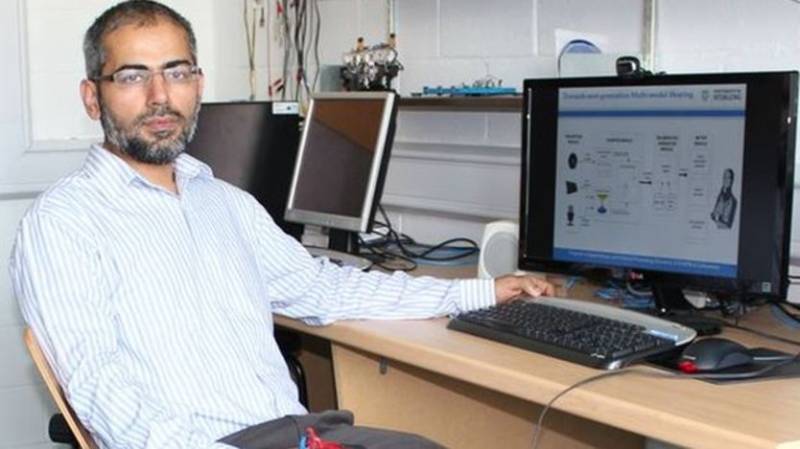 پاکستانی پروفیسر نے شور شرابے سے بچنے کے لیے امدادی آلہ ایجاد کر دیا