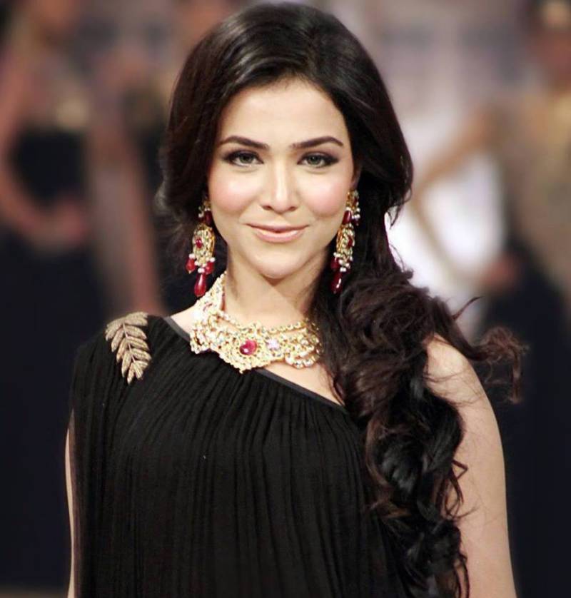  لاہور میں میری بہن نے یہ گولی کھائی ساتھ ہی اس کی حالت غیر ہو گئی “حمائمہ ملک نے سوشل میڈیا پر ایسی بات کہہ دی کہ بڑا تنازعہ کھڑا ہو گیا، ایسا کیا کھایا