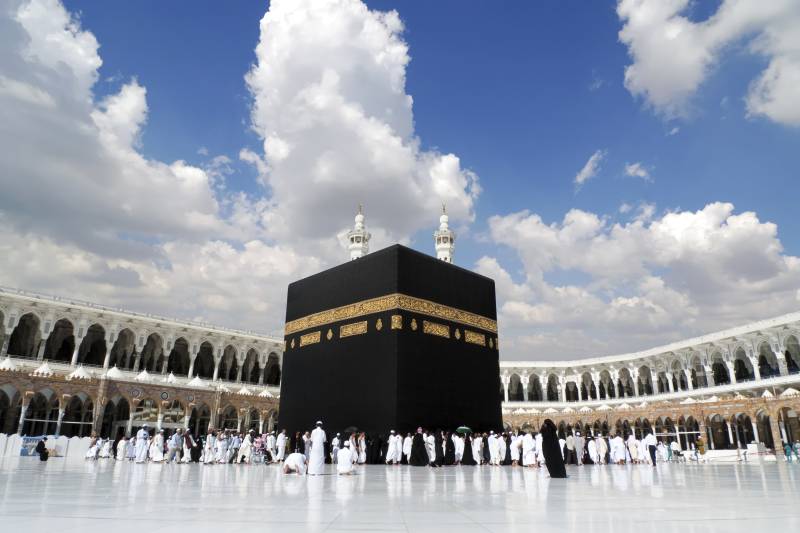 پی آئی اے کا عمرہ کرایوں میں کمی کا اعلان