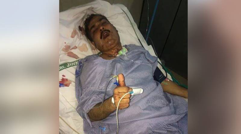 16گولیاں کھانے والے بہادرپولیس آفیسرکا فاتحانہ انداز،اللہ نے نئی زندگی عطا کی