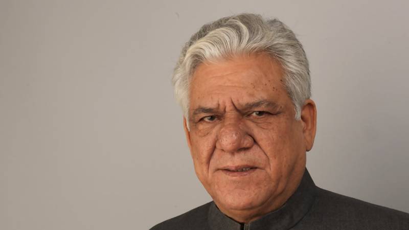 اوم پوری کی پراسرار موت کا معمہ حل نہ ہو سکا