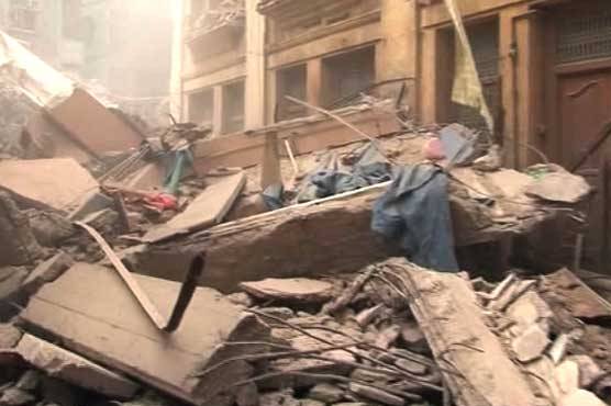 ملتان میں زیر تعمیر عمارت گرنے سے 2 شخص جاں بحق متعدد ملبے تلے دب گئے 