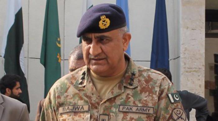 پاک فوج کے افسران نے آرمی چیف قمر جاوید باجوہ سے ڈان لیکس اور رانا ثناء اللہ کے بیان پر سوال اٹھا دیے