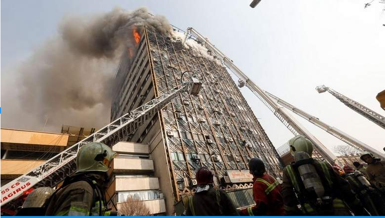 ایران میں آگ لگنے سے عمارت منہدم، 30سے زائد فائر فائٹرز ہلاک
