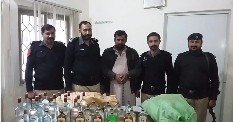  جلالپور بھٹیاں سے بدنام زمانہ منشیات فروش گرفتار