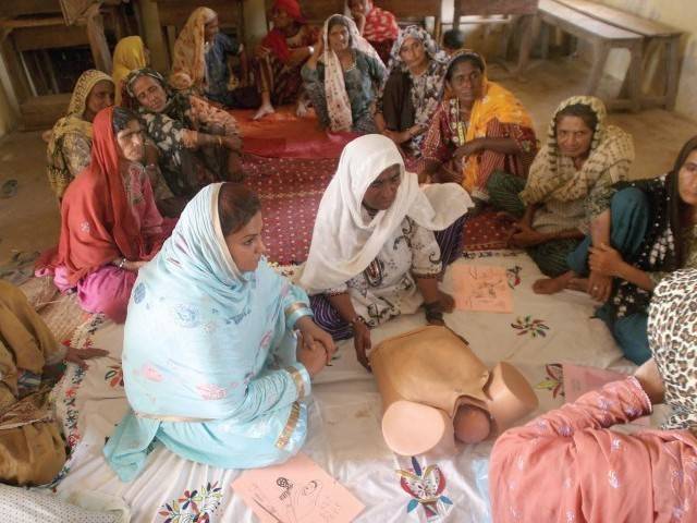 ملتان دارالامان میں مقیم خاتون کا انتظامیہ پر جسم فروشی پر مجبور کرنے کا الزام