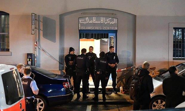 کینیڈاکےشہرکیوبیک سٹی میں مسجدمیں فائرنگ،5نمازی شہید