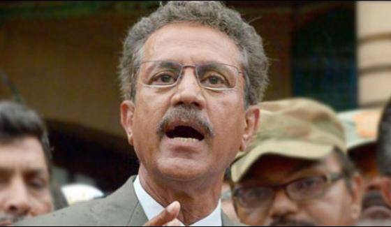 شہر میں منصوبہ بندی کے بغیر بلند عمارتیں تعمیر کی جا رہی ہیں: میئر کراچی