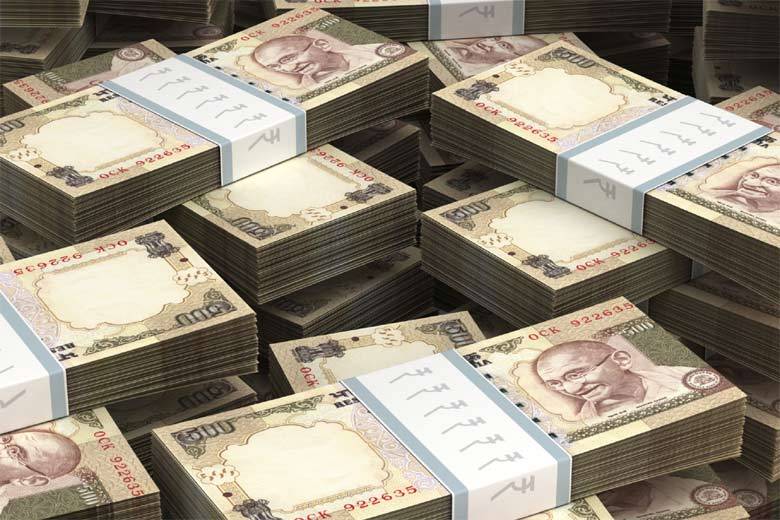 بھارتی معیشت کو بڑے نوٹ ختم کرنے سے بھاری نقصان