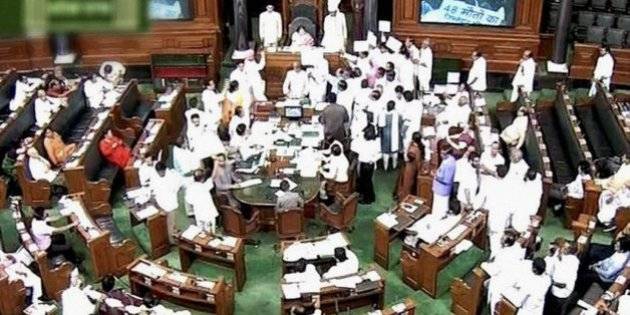 بھارتی پارلیمنٹ میں ہنگامہ، اجلاس ملتو ی