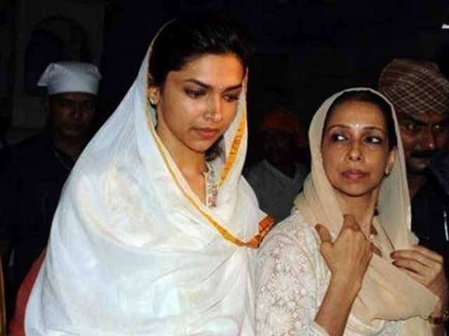 بالی ووڈ اداکارہ دپیکا پڈوکون کے گھر قیامت ٹوٹ پڑی