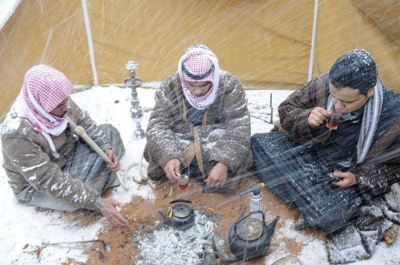 سعودی عرب کے مختلف علاقوں میں برفباری سے سردی کی شدت میں اضافہ