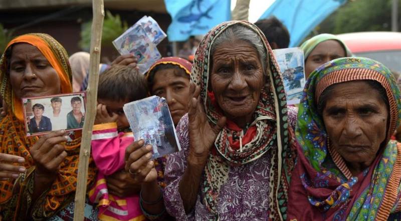 ایک ہی خاندان کے اٹھارہ افراد کو ہندوستانی بحریہ نے گرفتار کر لیا،ورثا کا احتجاج