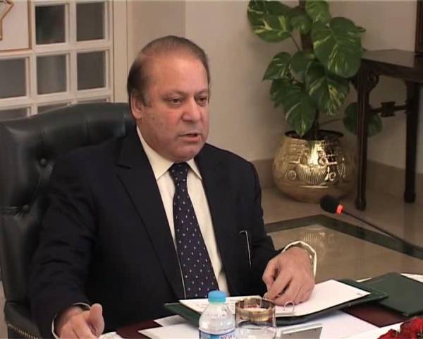 لاہور: گورنر ہاؤس میں وزیراعظم کی زیر صدارت اہم اجلاس جاری