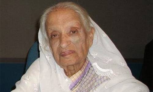 فاطمہ ثریا بجیا کی پہلی برسی آج منائی جا رہی ہے