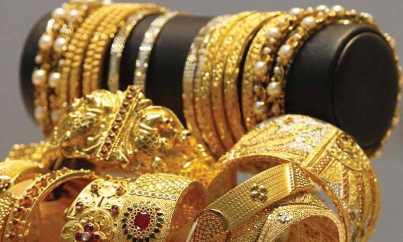 سونے کی فی تولہ قیمت میں300روپے کی کمی ریکارڈ