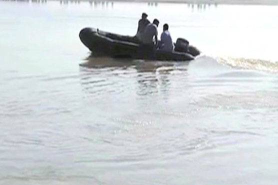  لاڑکانہ :دریائے سندھ میں کشتی ڈوبنے سے ہلاکتوں کی تعداد 9 ہو گئی