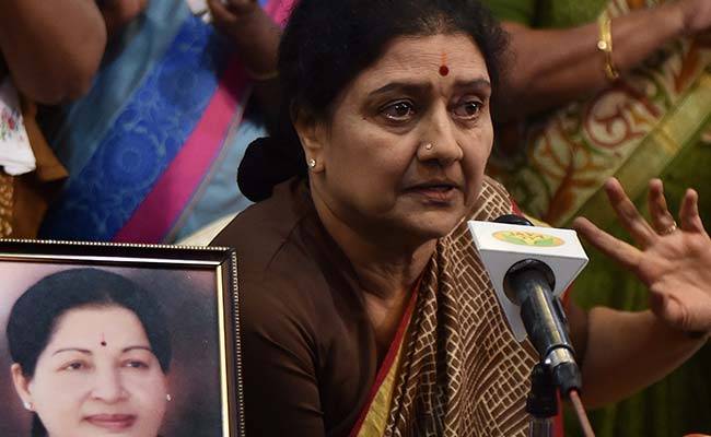 تامل ناڈو کی چھوٹی اماں اور نامزد وزیر اعلی کو 4 سال قید کی سزا 
