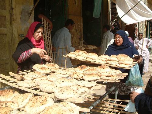 سعودی عرب نے آٹے اور روٹی پر جاری سبسڈی میں کمی نہ کرنے کا اعلان کر دیا