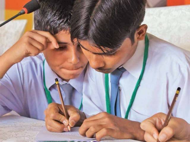 قائد اعظم نے پاکستان کیسے بنایا ؟ طالبعلم کے جواب نےتمام پاکستانیوں کوشرمندہ کردیا