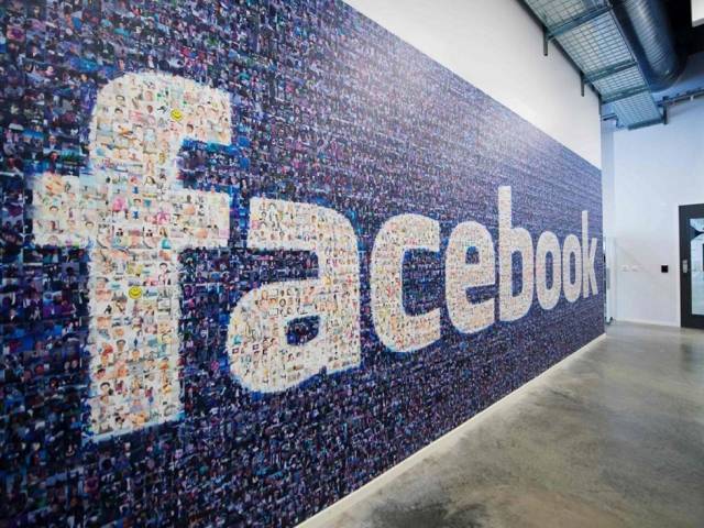 فیس بک کا جاب پوسٹنگ کا فیچر' لنکڈ ان' کے لیے وبال جان بن جائے گا