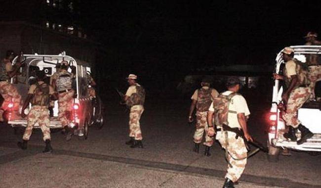 کراچی: امن دشمنوں کیخلاف رینجرزکی کارروائیاں، 18 دہشتگرد مارے گئے