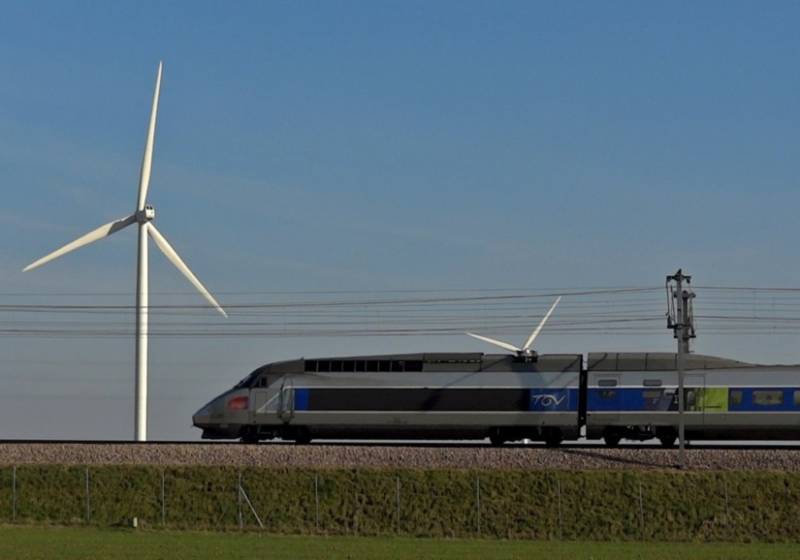 ہالینڈ میں برقی ٹرینوں کیلئے ہوا سے بننے والی بجلی کا استعمال 