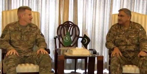 آرمی چیف کا جنرل نکلسن کو فون، افغانستان میں موجود دہشتگردوں کیخلاف کارروائی کا مطالبہ 