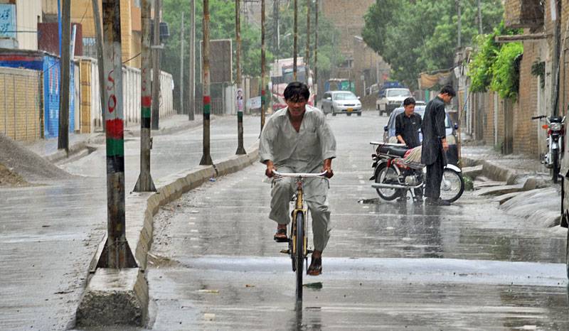 بیشتر علاقوں میں بادلوں کا راج، کوئٹہ سمیت بلوچستان کے مختلف شہروں میں بارش