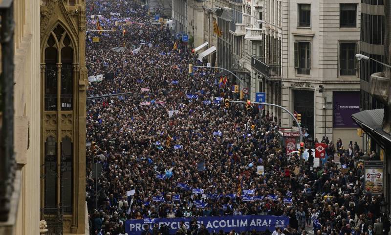اسپین میں ہزاروں افراد کا پناہ گزینوں کے حق میں مظاہرہ